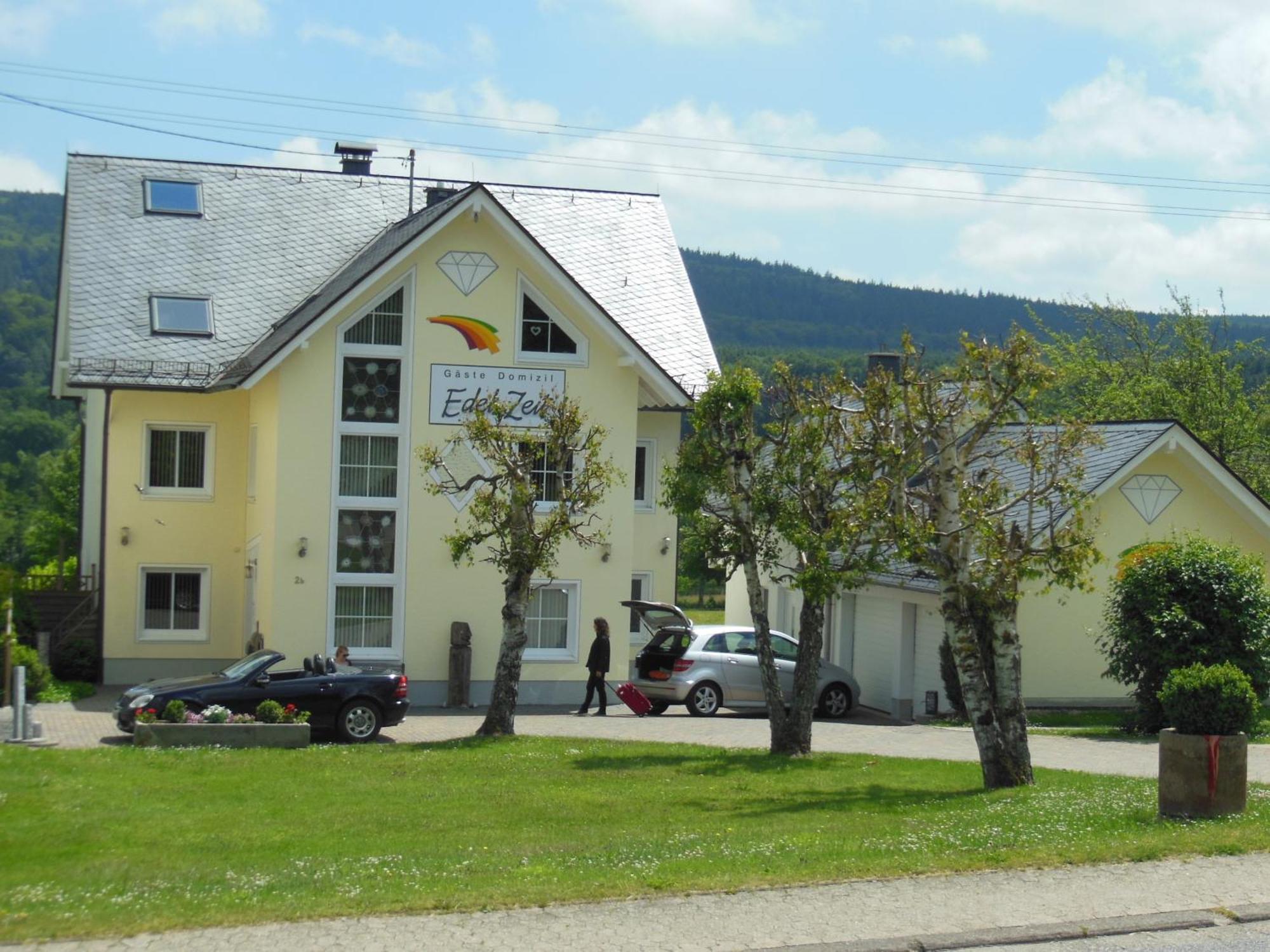 5-Sterne-Fewo "Facette" Allenbach Buitenkant foto